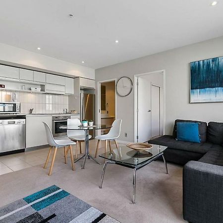 Two Bedroom Apartment - Pool, Gym & Free Parking! Auckland Exterior foto