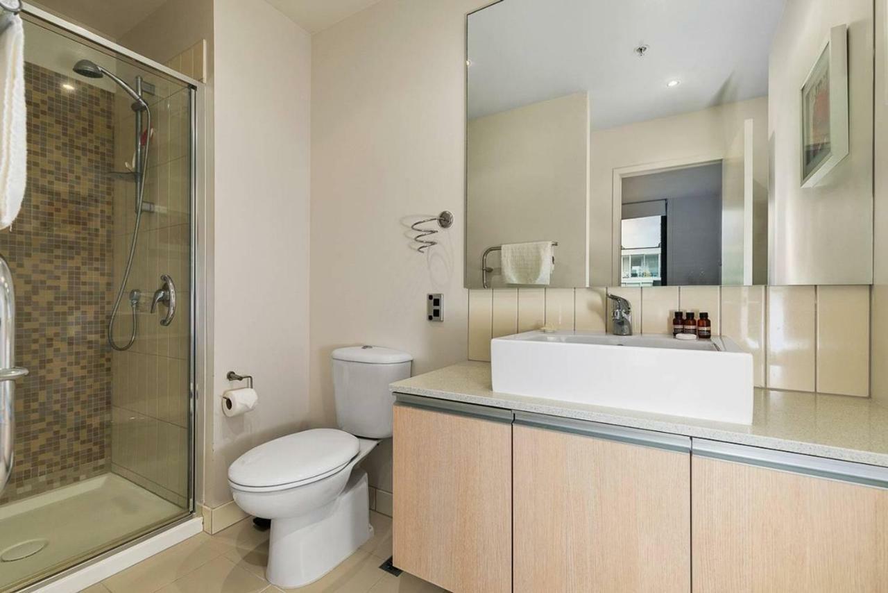Two Bedroom Apartment - Pool, Gym & Free Parking! Auckland Exterior foto